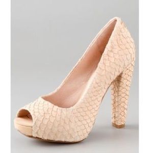 House of Harlow Pearl Sand Peep Toe Heels - size 39 (9)